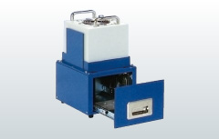 Ǝ˃e[uBOX